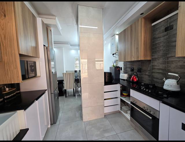 4 BEDROOM DUPLEX FOR SALE IN HILLTOP PRIVATE ESTATE